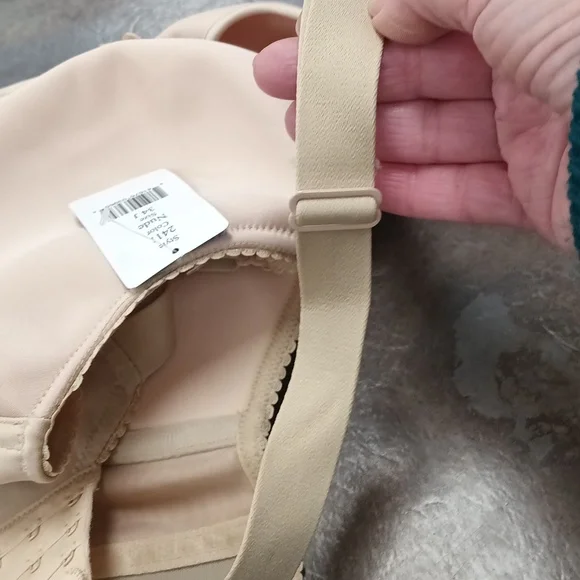 Elila Microfiber Molded Underwire Full Coverage Bra - Picture 5 of 8